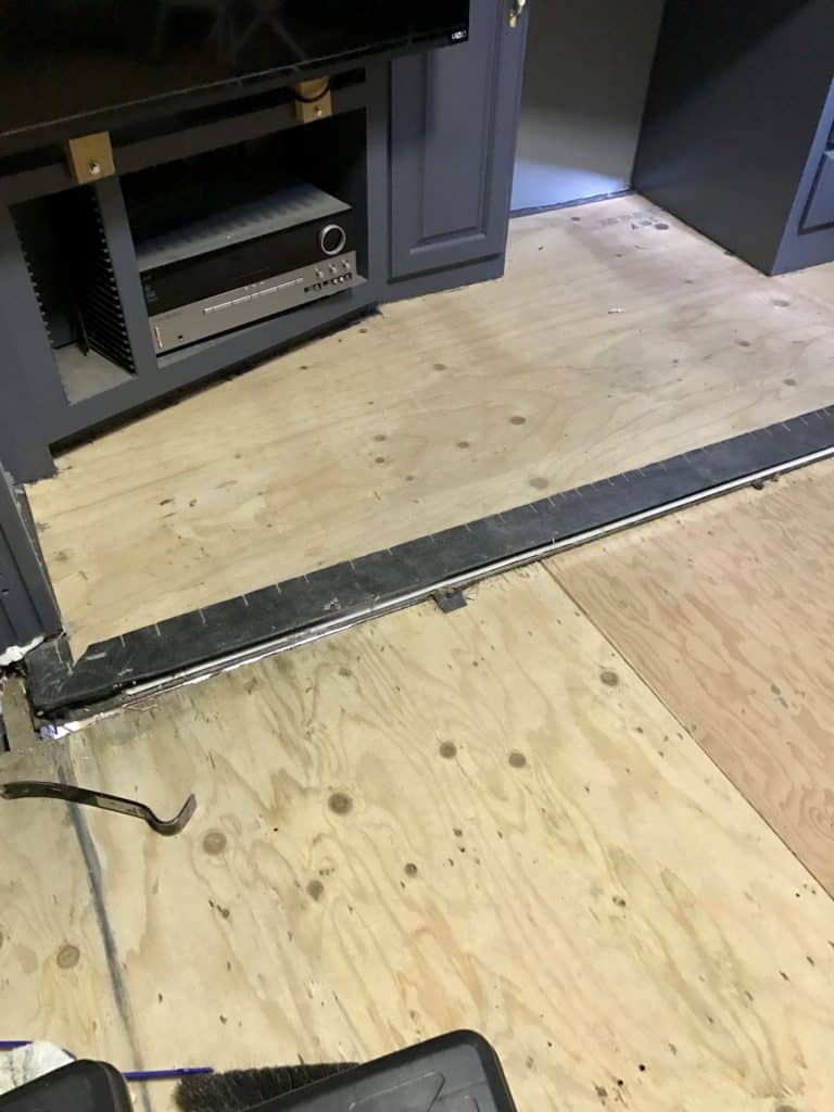 Install RV Flooring