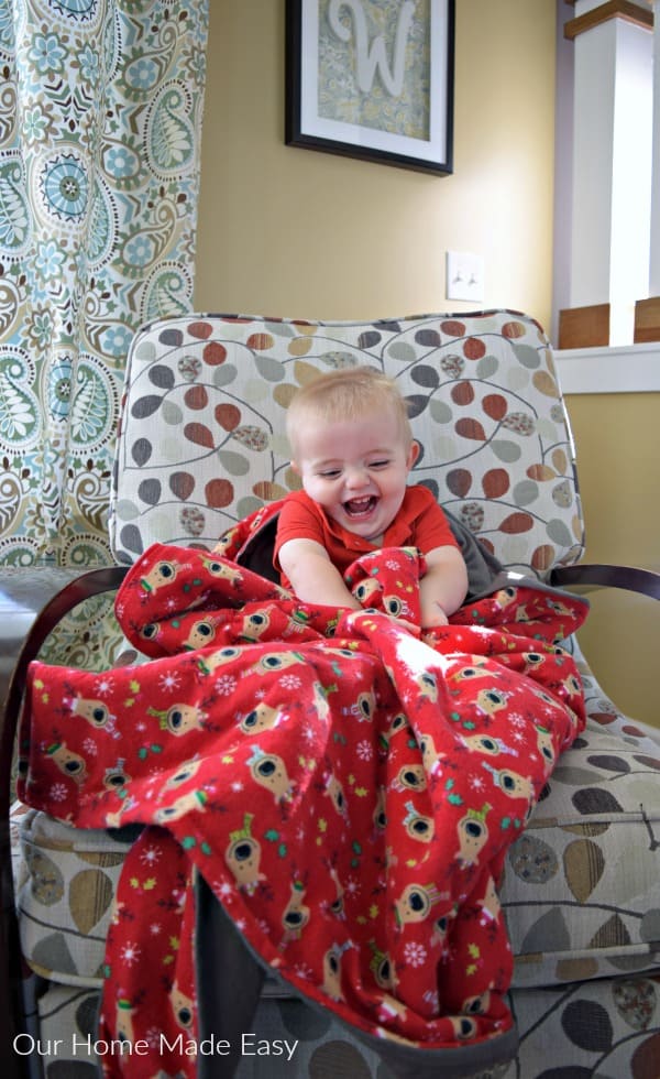 Super Soft & Cozy Winter Flannel Blanket for less than $10!
