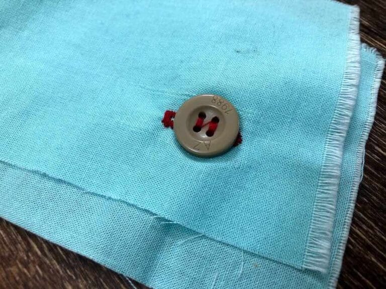 How to Sew a Buttonhole with a Brother Sewing Machine