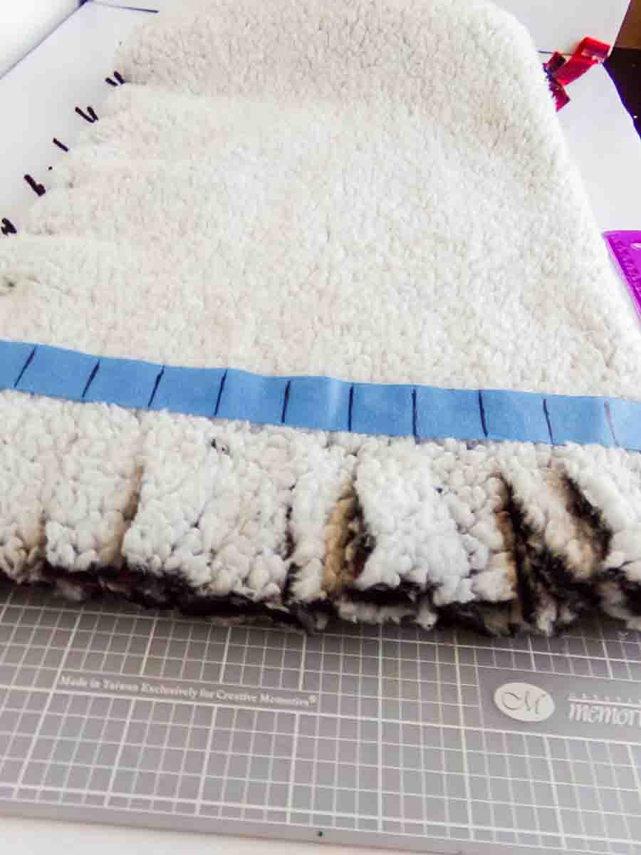 How To Make A NoSew Fleece Hat