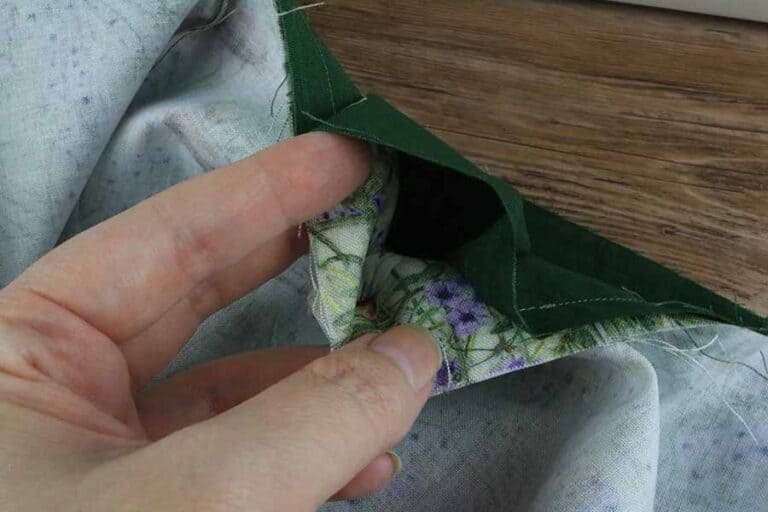 How To Sew A KitchenAid Stand Mixer Cover With Free Sewing Pattern