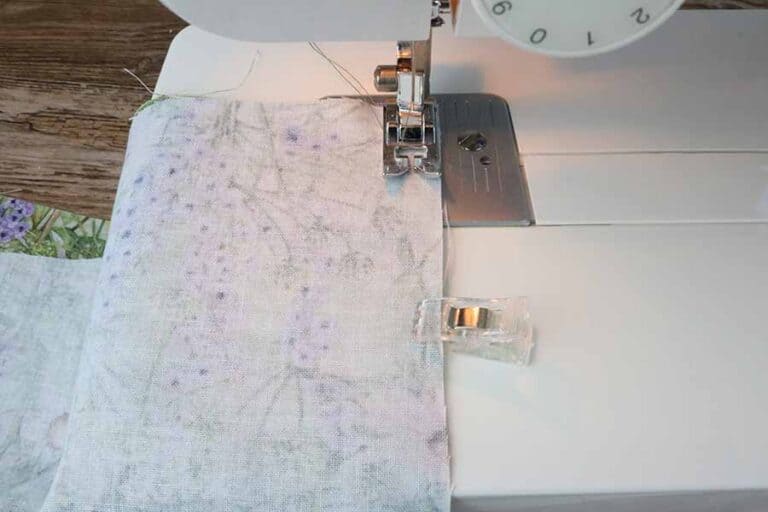 How To Sew A KitchenAid Stand Mixer Cover With Free Sewing Pattern
