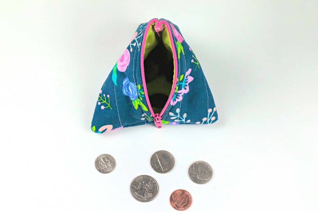 How to Make a Triangle Coin Purse Sewing Tutorial