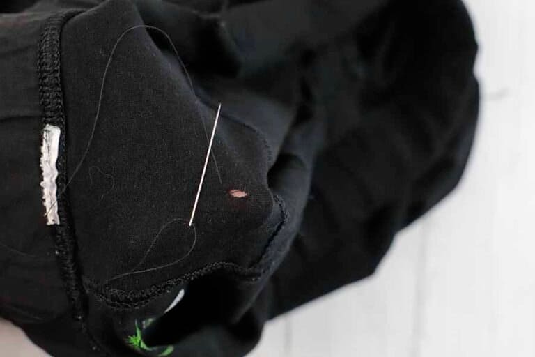 How To Sew A Hole In Leggings