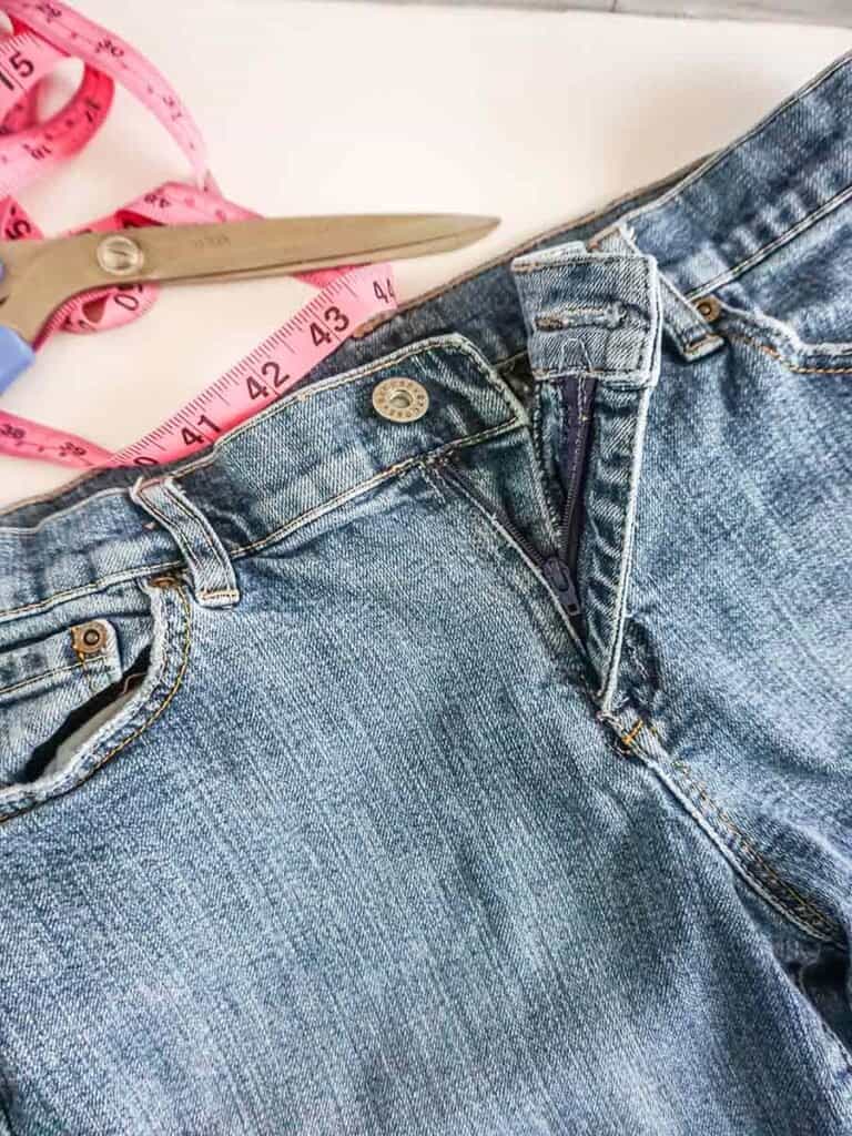 How To Easily Replace A Zipper On Jeans
