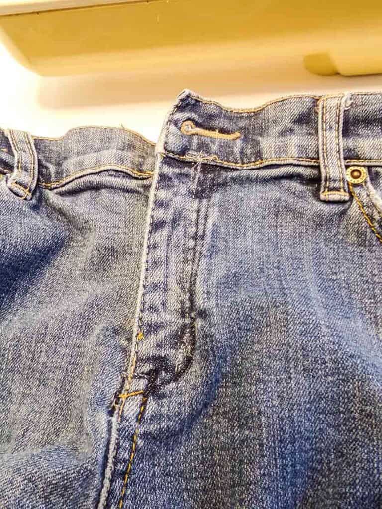 How To Easily Replace A Zipper On Jeans