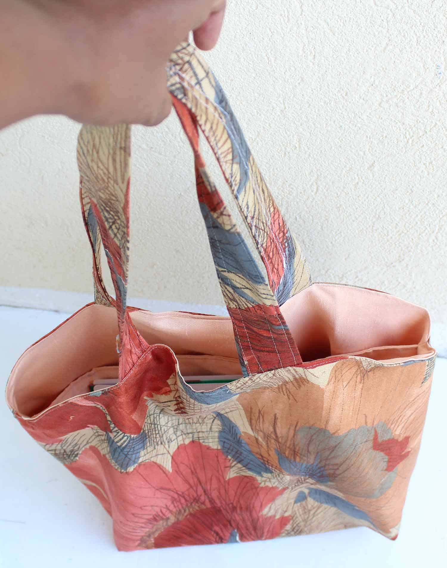 Free Tote Bag Pattern With Inside Pockets With Sewing Tutorial