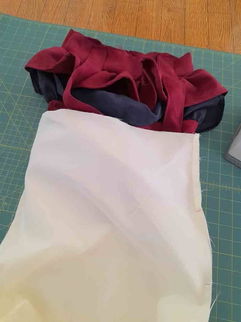 How To Make A Ruffle Tote Bag - Easy Sewing Tutorial & Printable Pattern